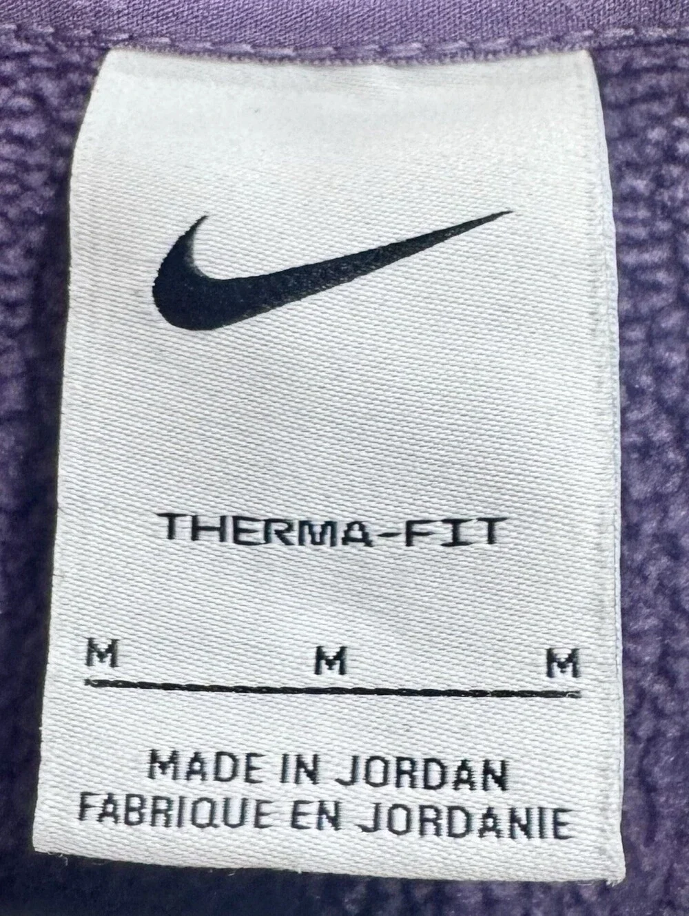 Nike Therma-FIT Women's Medium Purple 1/4 Zip Pullover Sweatshirt Pocket